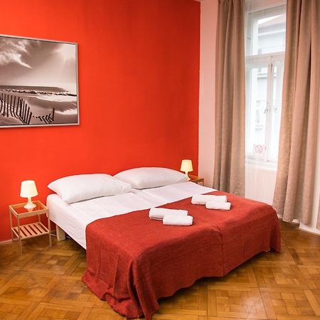 Welcome Apartments On Lublanska Прага Экстерьер фото