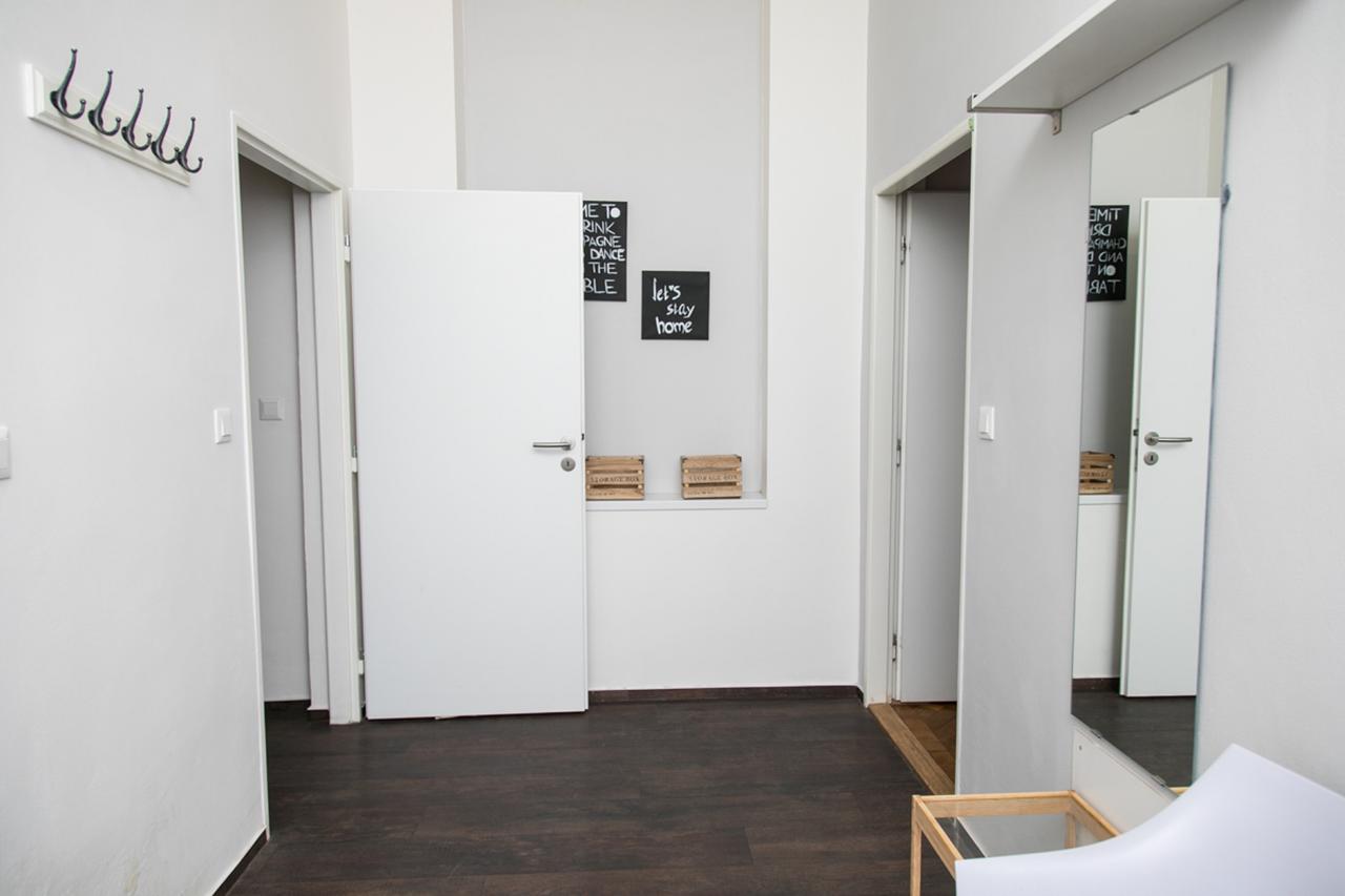 Welcome Apartments On Lublanska Прага Экстерьер фото